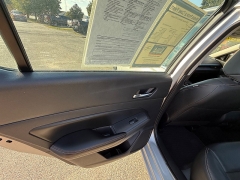 Used 2022  Nissan Altima 2.5 SR Sedan at Capitol Car Credit near Rantoul, IL