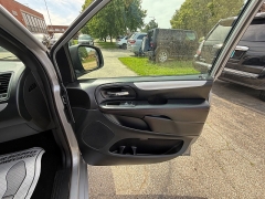 Used 2019  Dodge Grand Caravan 4d Wagon GT at Capitol Car Credit near Rantoul&comma; IL