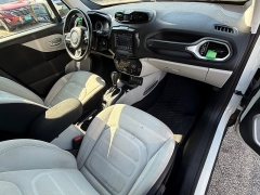 Used 2019 Jeep Renegade 4d SUV FWD Latitude at Capitol Car Credit near Rantoul, IL