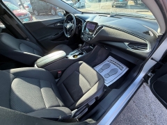 Used 2020  Chevrolet Malibu 4d Sedan LT at Capitol Car Credit near Rantoul&comma; IL