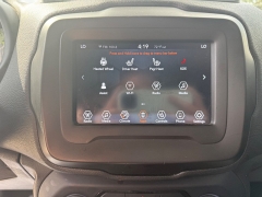 Used 2020  Jeep Renegade 4d SUV FWD Latitude Altitude at Capitol Car Credit near Rantoul&comma; IL