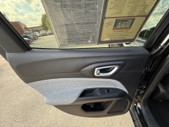 Used 2024  Jeep Compass Latitude 4x4 at Capitol Car Credit near Rantoul, IL