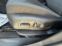 Used 2022  Chevrolet Equinox FWD 4dr LT w/1LT at Capitol Car Credit near Rantoul, IL