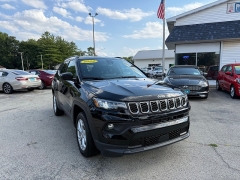 Used 2024  Jeep Compass Latitude 4x4 at Capitol Car Credit near Rantoul, IL