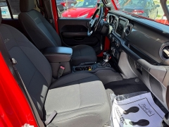 Used 2019 Jeep Wrangler Unlimited 4d SUV 4WD Sahara at Capitol Car Credit near Rantoul, IL