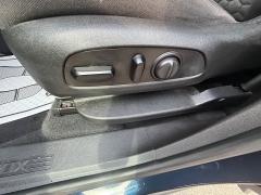 Used 2020  Chevrolet Equinox 4d SUV FWD LT w&sol;2FL at Capitol Car Credit near Rantoul&comma; IL