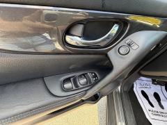 Used 2018  Nissan Rogue 4d SUV FWD SV at Capitol Car Credit near Rantoul&comma; IL