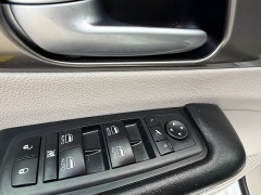 Used 2017  Chrysler Pacifica 4d Wagon Limited at Capitol Car Credit near Rantoul&comma; IL