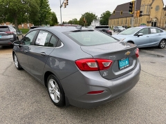 Used 2018  Chevrolet Cruze 4d Sedan LT Auto at Capitol Car Credit near Rantoul&comma; IL