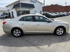 Used 2015 Chevrolet Malibu 4d Sedan LS w/1FL at Capitol Car Credit near Rantoul, IL
