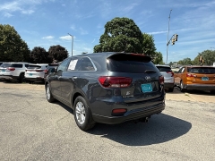 Used 2020 Kia Sorento 4d SUV FWD LX I4 at Capitol Car Credit near Rantoul, IL