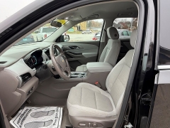 Used 2019  Chevrolet Traverse 4d SUV FWD LT Cloth w/1LT at Capitol Car Credit near Rantoul, IL