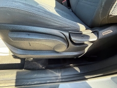 Used 2020  Kia Sorento 4d SUV FWD LX V6 at Capitol Car Credit near Rantoul&comma; IL