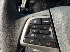 Used 2017  Hyundai Elantra 4d Sedan SE Auto at Capitol Car Credit near Rantoul, IL