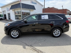 Used 2020 Kia Sorento 4d SUV FWD LX I4 at Capitol Car Credit near Rantoul, IL