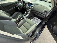 Used 2016  Chevrolet Cruze Limited 4d Sedan LT w&sol;1LT Auto at Capitol Car Credit near Rantoul&comma; IL