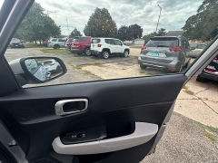 Used 2024  Hyundai Venue SEL IVT at Capitol Car Credit near Rantoul&comma; IL