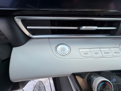 Used 2024  Hyundai Elantra Limited IVT at Capitol Car Credit near Rantoul&comma; IL