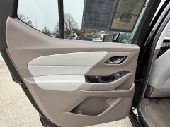 Used 2019  Chevrolet Traverse 4d SUV FWD LT Cloth w/1LT at Capitol Car Credit near Rantoul, IL