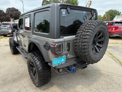 Used 2020  Jeep Wrangler Unlimited 4d SUV 4WD Sport at Capitol Car Credit near Rantoul&comma; IL