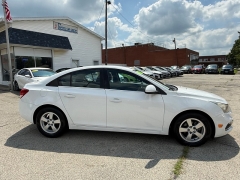 Used 2015  Chevrolet Cruze 4d Sedan LT w&sol;1LT Auto at Capitol Car Credit near Rantoul&comma; IL