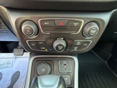 Used 2020  Jeep Compass 4d SUV 4WD Latitude at Capitol Car Credit near Rantoul, IL