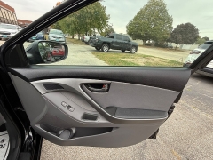 Used 2013  Hyundai Elantra 4d Sedan GLS Auto at Capitol Car Credit near Rantoul, IL