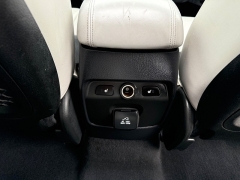 Used 2014  Kia Sorento 4d SUV AWD SX Limited at Capitol Car Credit near Rantoul&comma; IL