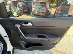Used 2020  Kia Sportage 4d SUV AWD LX w&sol;Popular Pkg at Capitol Car Credit near Rantoul&comma; IL