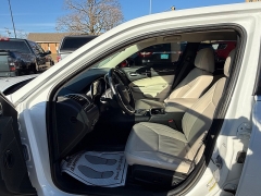 Used 2019  Chrysler 300 4d Sedan RWD Limited at Capitol Car Credit near Rantoul&comma; IL