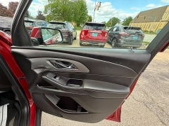 Used 2018  Chevrolet Traverse 4d SUV FWD LT Cloth w&sol;1LT at Capitol Car Credit near Rantoul&comma; IL