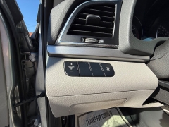 Used 2017  Hyundai Elantra 4d Sedan SE Auto at Capitol Car Credit near Rantoul, IL