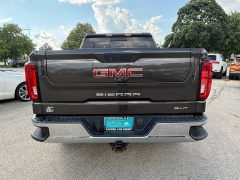 Used 2020 GMC Sierra 1500 4WD Crew Cab SLT at Capitol Car Credit near Rantoul, IL