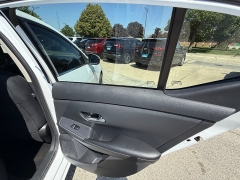 Used 2023  Nissan Sentra SV CVT at Capitol Car Credit near Rantoul&comma; IL