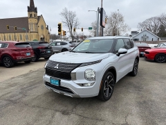  2022 Mitsubishi Outlander SEL Special Edition FWD at Capitol Car Credit near Rantoul&comma; IL