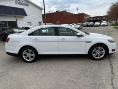 Used 2016 Ford Taurus 4d Sedan SEL V6 at Capitol Car Credit near Rantoul, IL