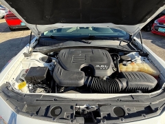 Used 2019  Chrysler 300 4d Sedan RWD Limited at Capitol Car Credit near Rantoul&comma; IL