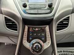 Used 2013  Hyundai Elantra 4d Sedan GLS Auto at Capitol Car Credit near Rantoul, IL
