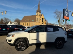 Used 2021  Jeep Compass Trailhawk 4x4 at Capitol Car Credit near Rantoul&comma; IL