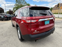 Used 2018  Chevrolet Traverse 4d SUV FWD LT Cloth w&sol;1LT at Capitol Car Credit near Rantoul&comma; IL