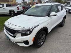 Used 2021 Kia Seltos 4d SUV AWD S at Capitol Car Credit near Rantoul, IL