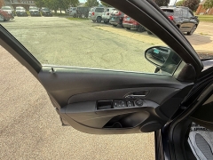 Used 2016  Chevrolet Cruze Limited 4d Sedan LT w&sol;1LT Auto at Capitol Car Credit near Rantoul&comma; IL