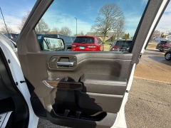 Used 2021  Chevrolet Silverado 1500 4WD Crew Cab 147" LT at Capitol Car Credit near Rantoul&comma; IL