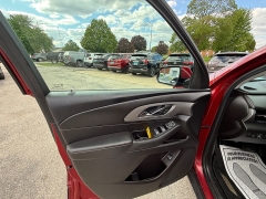 Used 2018  Chevrolet Traverse 4d SUV FWD LT Cloth w&sol;1LT at Capitol Car Credit near Rantoul&comma; IL