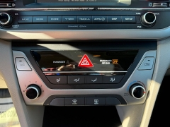 Used 2017  Hyundai Elantra 4d Sedan SE Auto at Capitol Car Credit near Rantoul, IL