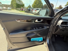 Used 2020 Kia Sorento 4d SUV FWD LX I4 at Capitol Car Credit near Rantoul, IL