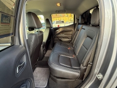 Used 2018  GMC Canyon 4WD Crew Cab SLT at Capitol Car Credit near Rantoul, IL