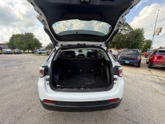 Used 2022  Jeep Compass Latitude 4x4 at Capitol Car Credit near Rantoul&comma; IL