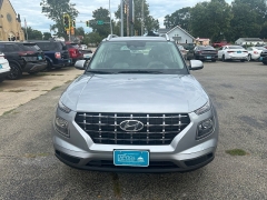 Used 2024  Hyundai Venue SEL IVT at Capitol Car Credit near Rantoul&comma; IL