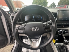Used 2024  Hyundai Venue SEL IVT at Capitol Car Credit near Rantoul&comma; IL